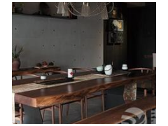 (loft工業(yè)風(fēng)格設(shè)計(jì)說(shuō)明)Loft工業(yè)風(fēng)格撞上中式風(fēng)格 創(chuàng)意混搭裝修更有驚喜